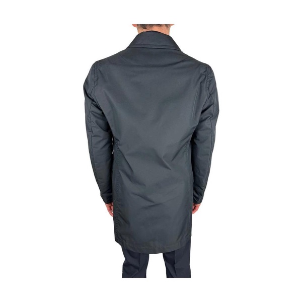 Timeless navy trenchcoat for elegant style