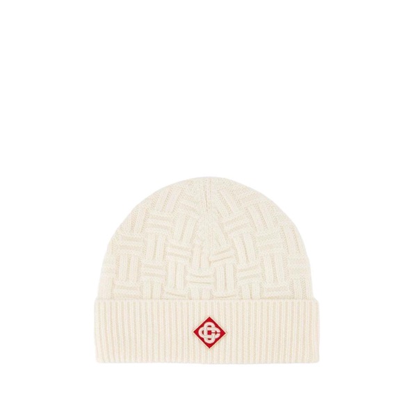 White Wool Beanie Stitch