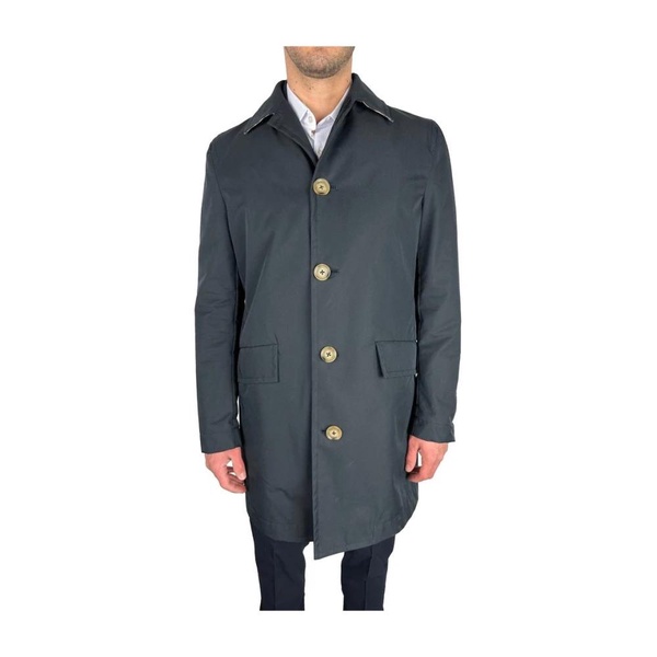 Timeless navy trenchcoat for elegant style