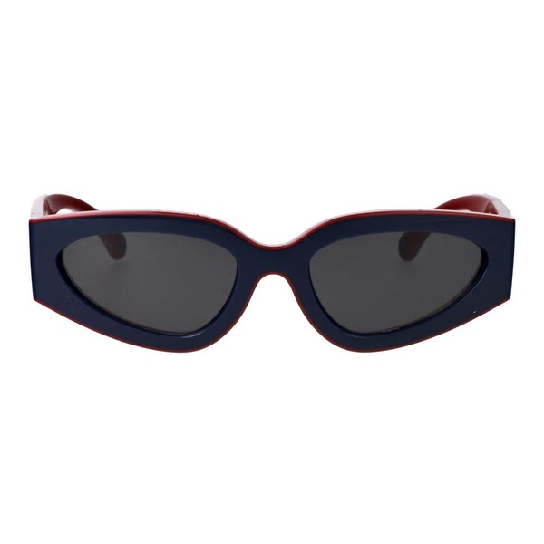 Stylish Sunglasses with Model 0CH6056