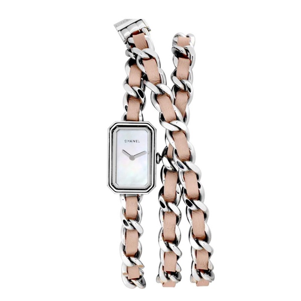 Elegant Quartz Watch with Mother of Pearl Dial