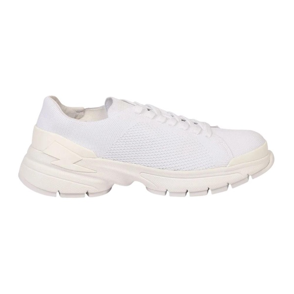 Luxurious Comfortable White Sneakers