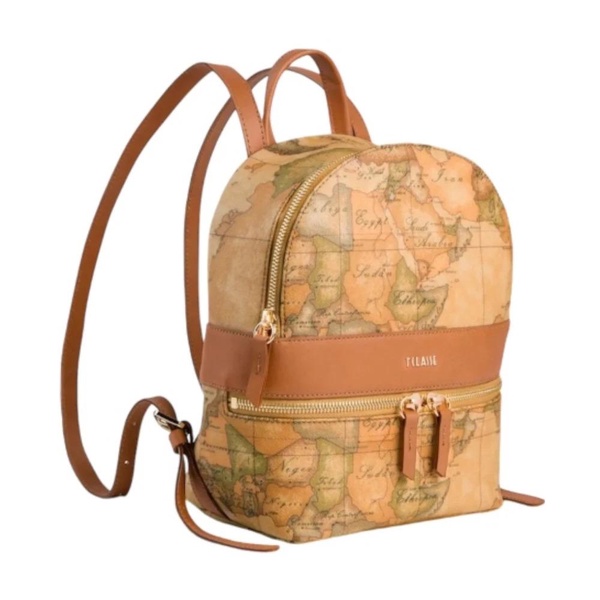 Geo Classic Backpack with Front Pocket