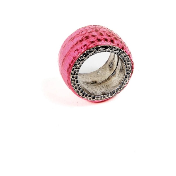 Metal Ring in Pink