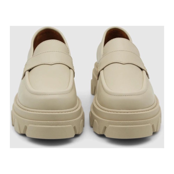 Cream Leather Loafers Trailblazer Style