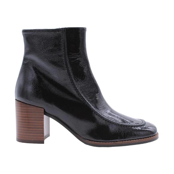 Stylish Heeled Boots