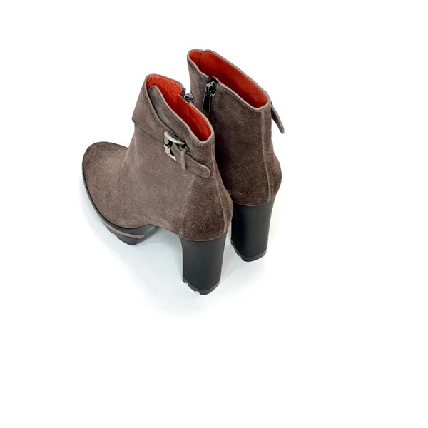 Chic Brown Suede Heeled Booties