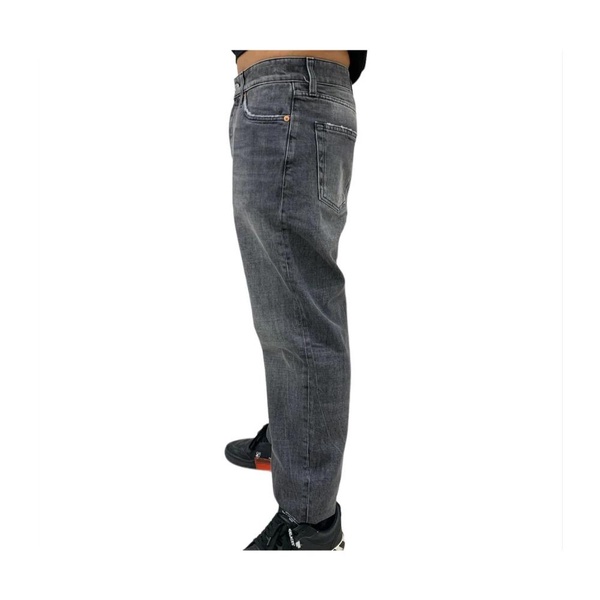 Classic Straight Leg Jeans