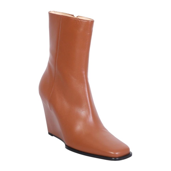 Gaia Ankle Boots - Elegant and Dynamic