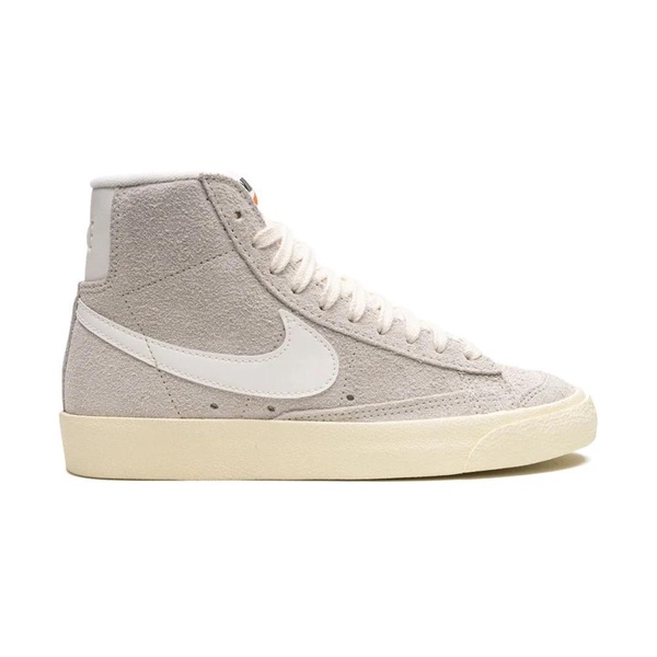 Vintage Blazer Mid Sneakers