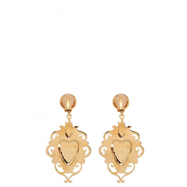 Elegant Earrings for Fashion-Forward Females