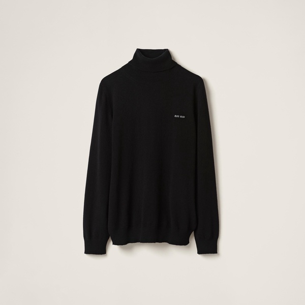 roll-neck wool jumper