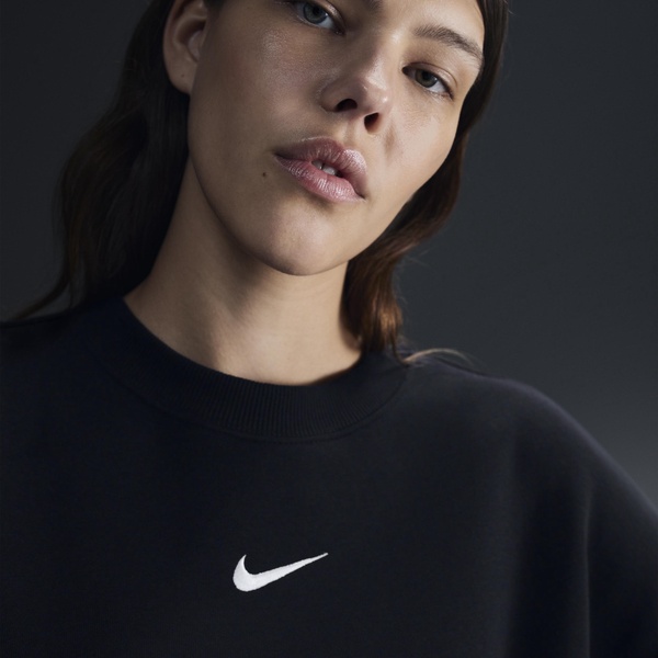 Nike Logo Embroidered Oversized Crewneck Sweatshirt