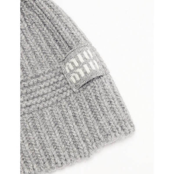 Brand-patch ribbed wool and cashmere-blend beanie hat