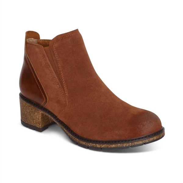 women's frankie boot in caramel cafe