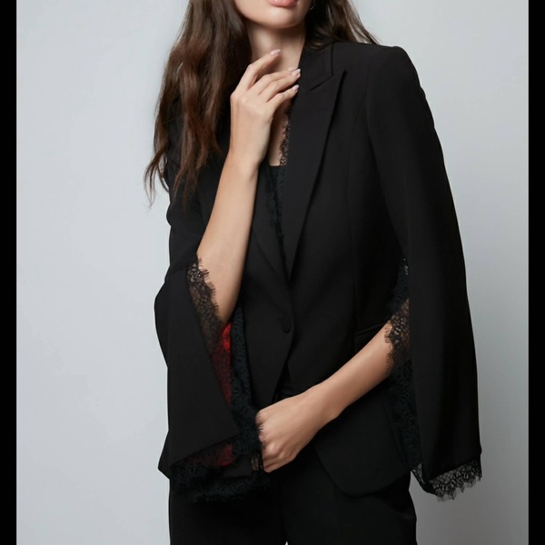 blazer with lace and red lining in black