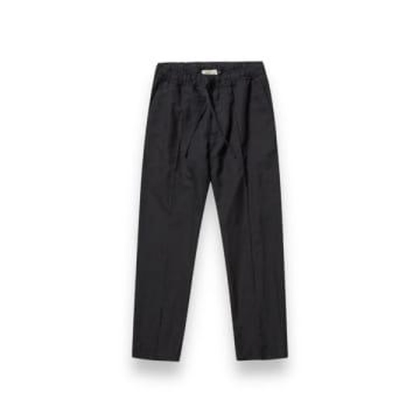 Max Black Linen