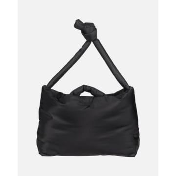 Black bag with handles and shoulder strap Padded Weekender