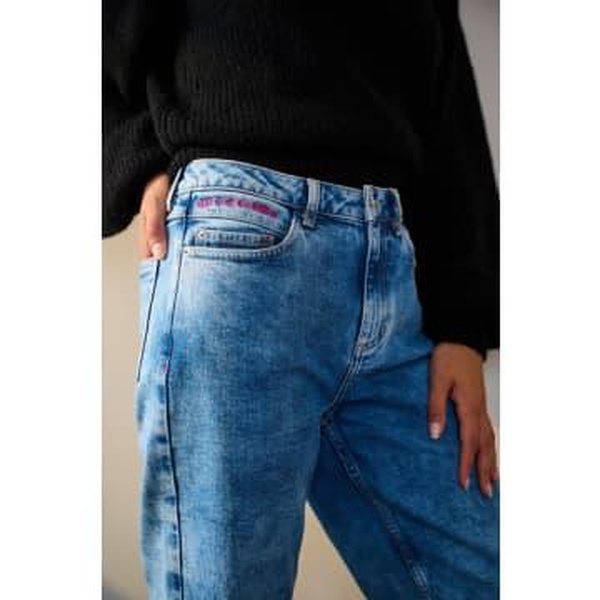 Amsterdam - Eline Straight Jeans, Mid Blue