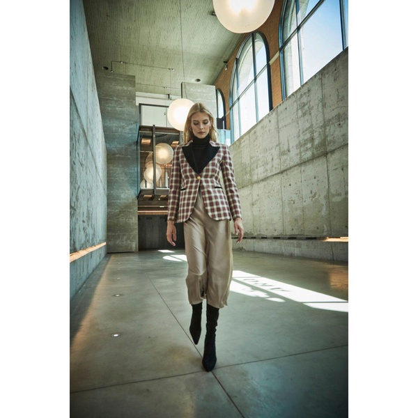 Red And Green Plaid Blazer With Black Lapels And Golden Buttons Alcott