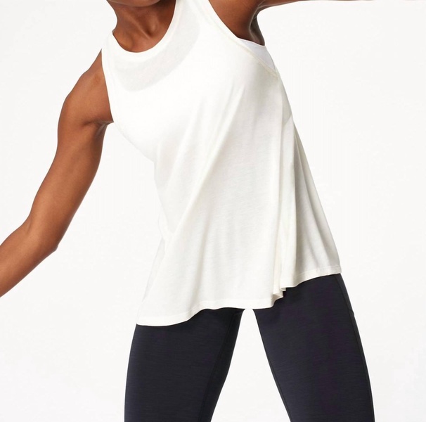 easy peazy tank in lily white