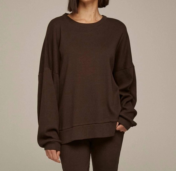 women's porter ribbed oversized crew pullover in umber