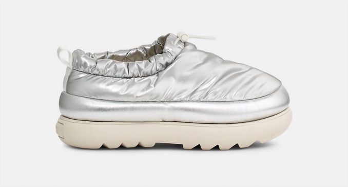 women's maxi clog in metallic silver