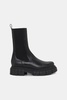 MODERN CLASSIC Chelsea Boot