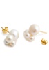 Cata pearl stud earrings