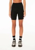 free play 7" bike short in black