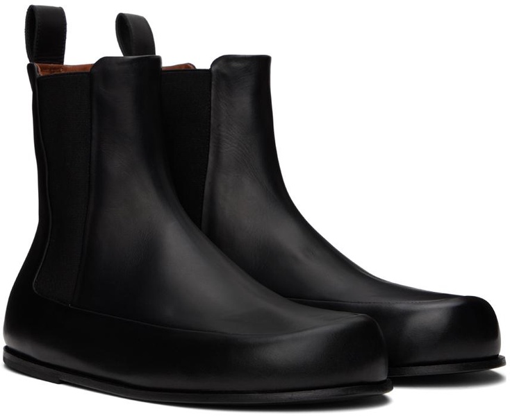 Black Accomoda Beatle Chelsea Boots