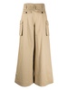 wide-leg cargo trousers