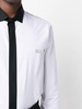 contrast collar shirt