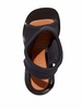 Strech Ledge sandals