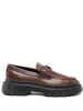 H619 logo-plaque leather loafers