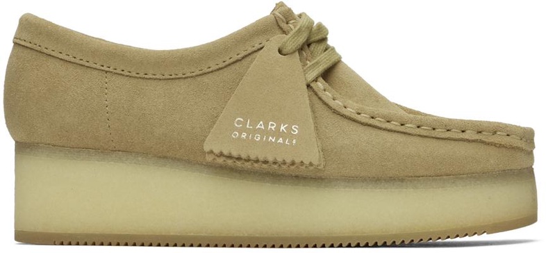 Beige Wallacraft Bee Derbys