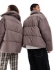 COLLUSION Unisex Puffer Jacket in taupe