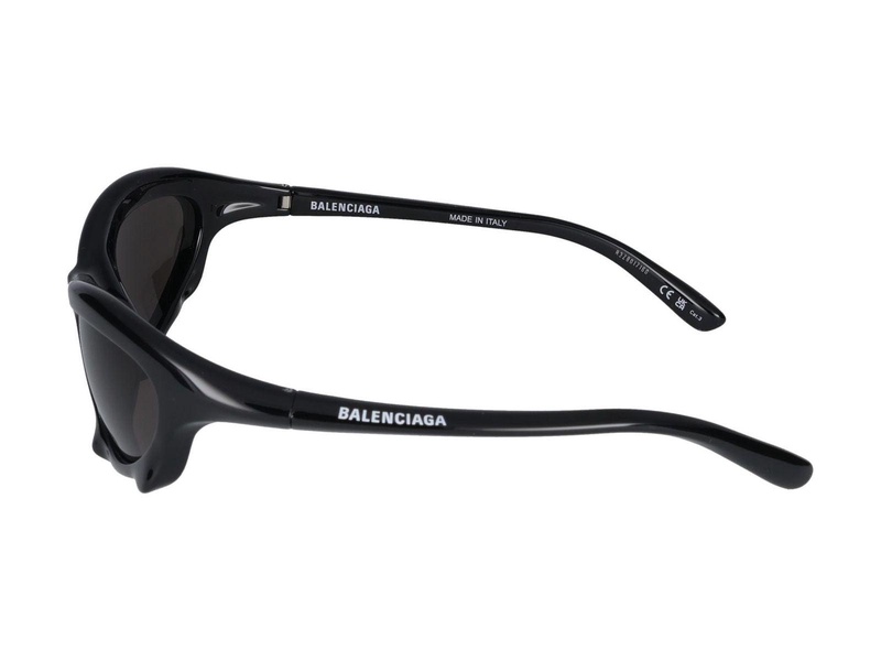 Bat Rectangle Sunglasses in Black