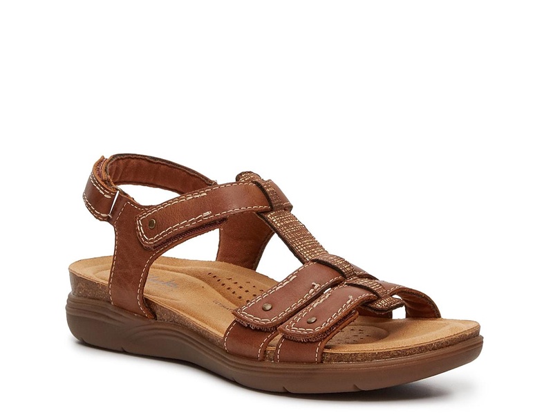 Clarks Women's April Cove Flat Sandal