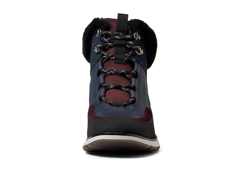 4.Zerogrand Leather Hiker