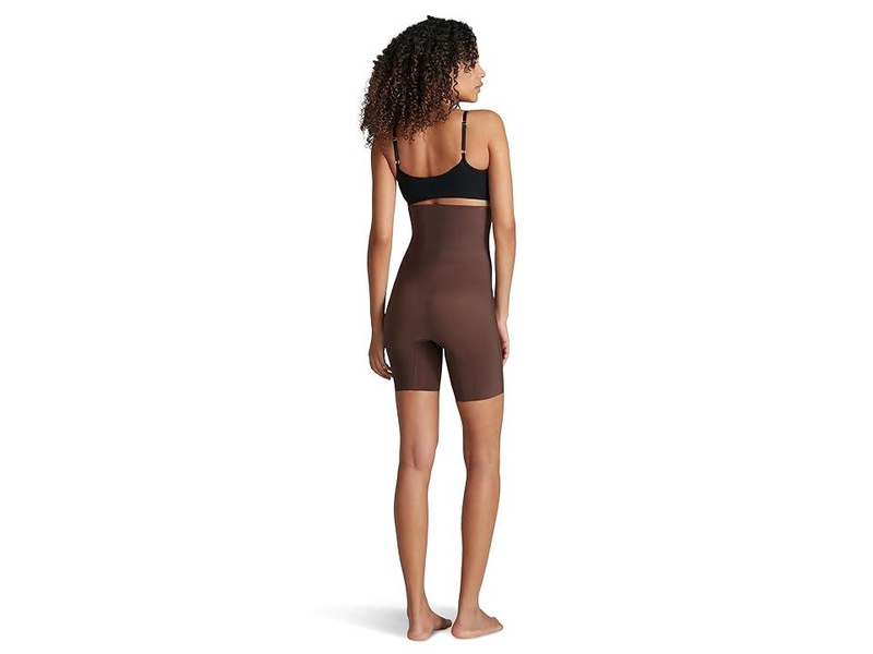 Zone Smoothing High-Waisted Short