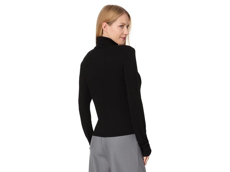 Tara Crop Turtleneck