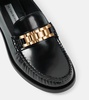 Chain leather loafers