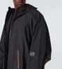 x On logo technical cape