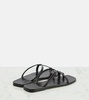 Link leather sandals