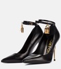 Padlock leather pumps