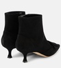 Baylow suede ankle boots