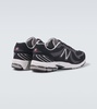 x New Balance MR860 sneakers