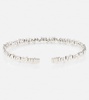 Classic 18kt white gold bangle with diamonds