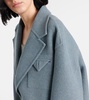 Single-breasted cashmere coat